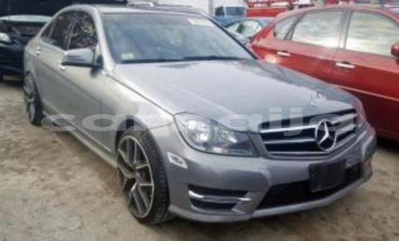 Acheter Neuf Voiture Mercedes Viano Noir à Ajegunle, État de Lagos Acheter Neuf Voiture Mercedes Viano Noir à Ajegunle, État de Lagos