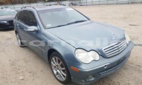 Acheter Neuf Voiture Mercedes Viano Noir à Ajegunle, État de Lagos Acheter Neuf Voiture Mercedes Viano Noir à Ajegunle, État de Lagos