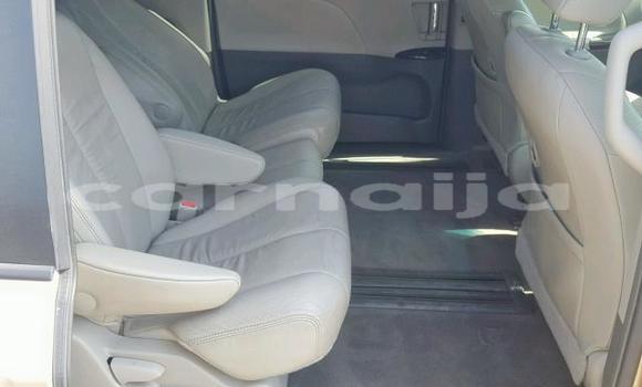 Acheter Occasion Voiture Toyota Sienna Beige à Lagos, État de Lagos Acheter Occasion Voiture Toyota Sienna Beige à Lagos, État de Lagos