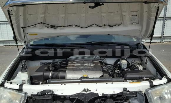 Acheter Occasion Voiture Toyota Land Cruiser Blanc à Warri, État du Delta Acheter Occasion Voiture Toyota Land Cruiser Blanc à Warri, État du Delta