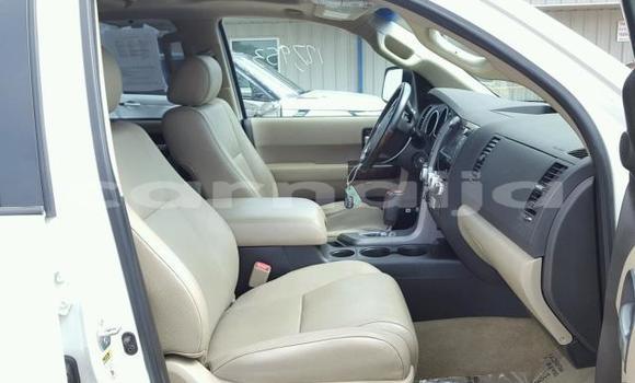 Acheter Occasion Voiture Toyota Land Cruiser Blanc à Warri, État du Delta Acheter Occasion Voiture Toyota Land Cruiser Blanc à Warri, État du Delta