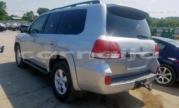 Buy Used Toyota FJ Cruiser Silver Car in Warri in Delta State Buy Used Toyota FJ Cruiser Silver Car in Warri in Delta State