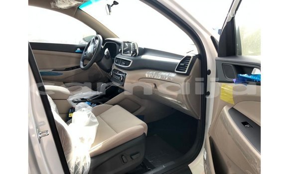 Buy Import Hyundai Tucson White Car in Import - Dubai in Abia State Buy Import Hyundai Tucson White Car in Import - Dubai in Abia State