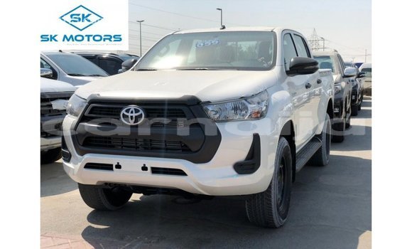 Buy Import Toyota Hilux White Car in Import - Dubai in Abia State Buy Import Toyota Hilux White Car in Import - Dubai in Abia State