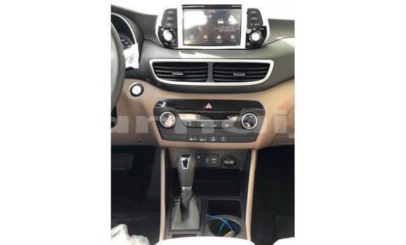 Buy Import Hyundai Tucson White Car in Import - Dubai in Abia State Buy Import Hyundai Tucson White Car in Import - Dubai in Abia State