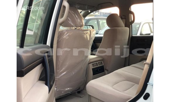 Buy Import Toyota Land Cruiser White Car in Import - Dubai in Abia State Buy Import Toyota Land Cruiser White Car in Import - Dubai in Abia State
