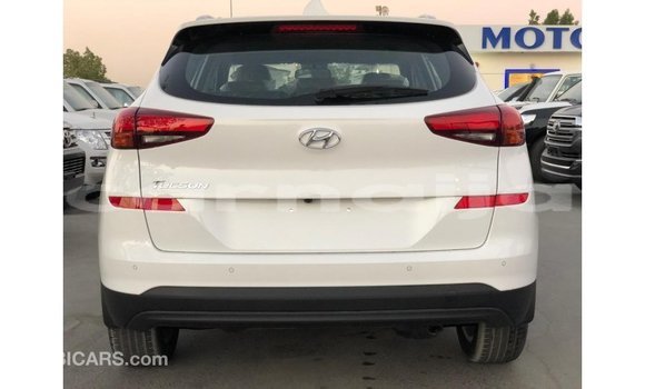 Buy Import Hyundai Tucson White Car in Import - Dubai in Abia State Buy Import Hyundai Tucson White Car in Import - Dubai in Abia State