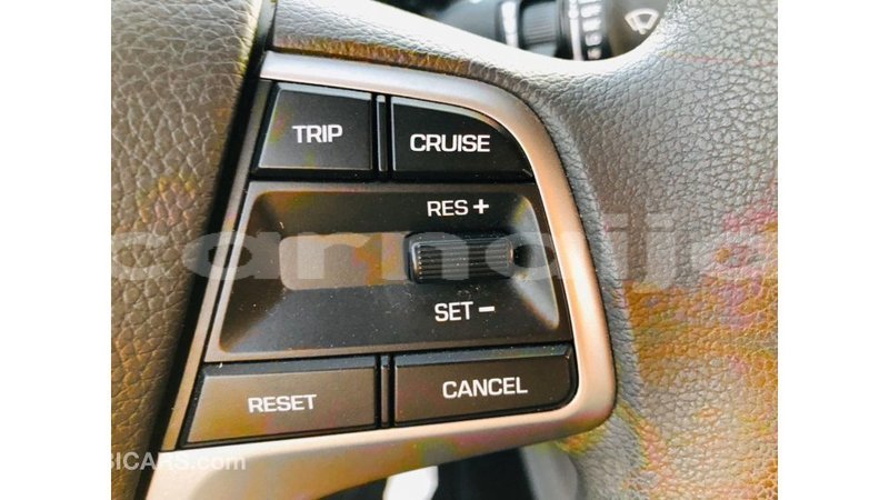 Big with watermark hyundai elantra abia state import dubai 9698