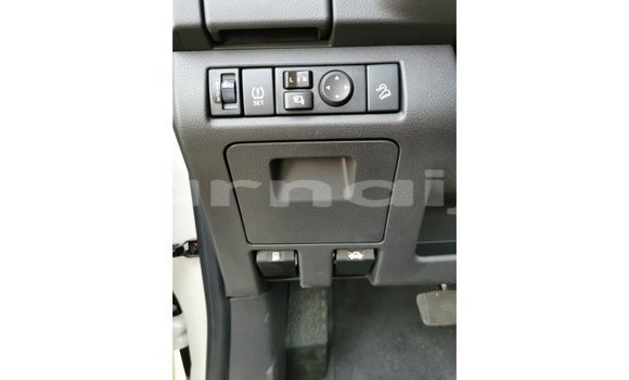 Buy Import Isuzu Rodeo White Car in Import - Dubai in Abia State Buy Import Isuzu Rodeo White Car in Import - Dubai in Abia State