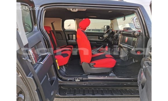 Buy Import Toyota FJ Cruiser Black Car in Import - Dubai in Abia State Buy Import Toyota FJ Cruiser Black Car in Import - Dubai in Abia State