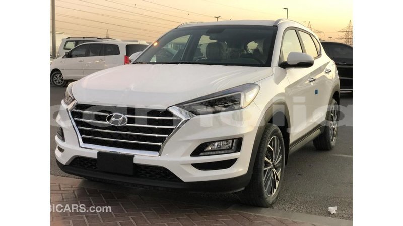 Big with watermark hyundai tucson abia state import dubai 9714
