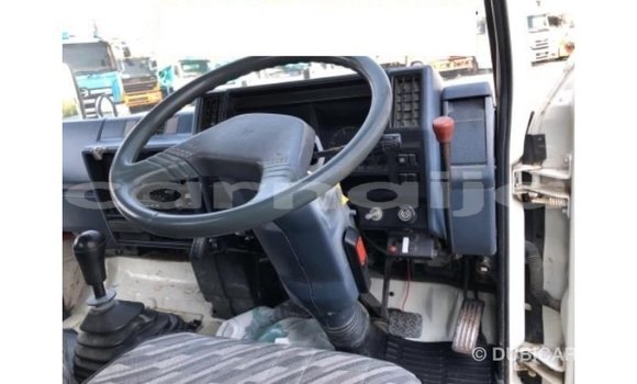 Buy Import Isuzu Rodeo White Car in Import - Dubai in Abia State Buy Import Isuzu Rodeo White Car in Import - Dubai in Abia State