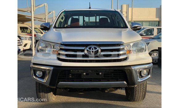 Buy Import Toyota Hilux White Car in Import - Dubai in Abia State Buy Import Toyota Hilux White Car in Import - Dubai in Abia State