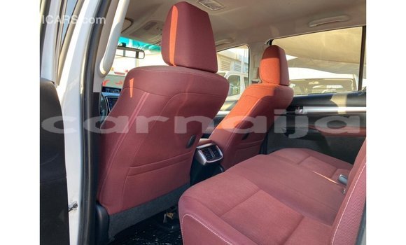 Buy Import Toyota Hilux White Car in Import - Dubai in Abia State Buy Import Toyota Hilux White Car in Import - Dubai in Abia State