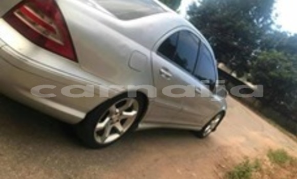 Acheter Occasion Voiture Mercedes-Benz C–Class Gris à Kaduna, État de Kaduna Acheter Occasion Voiture Mercedes-Benz C–Class Gris à Kaduna, État de Kaduna