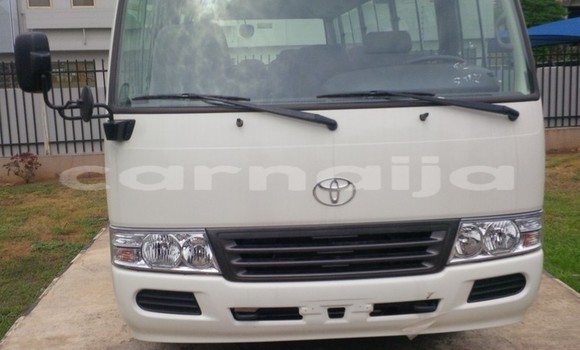 Acheter Occasion Voiture Toyota Coaster Blanc à Abuja, État de Lagos Acheter Occasion Voiture Toyota Coaster Blanc à Abuja, État de Lagos