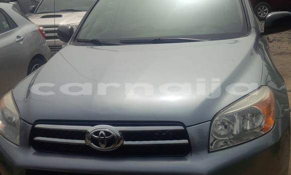 Acheter Occasion Voiture Toyota RAV4 Beige à Abuja, État de Lagos Acheter Occasion Voiture Toyota RAV4 Beige à Abuja, État de Lagos