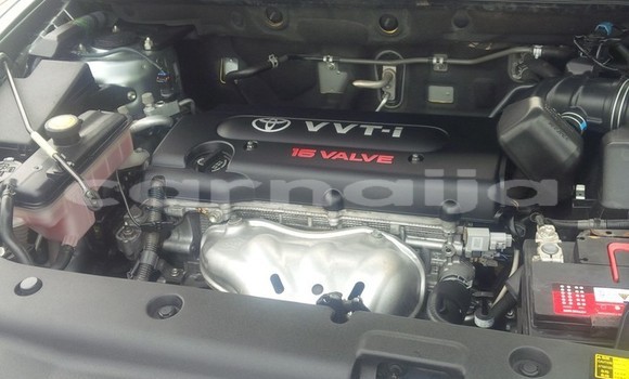 Acheter Occasion Voiture Toyota RAV4 Beige à Abuja, État de Lagos Acheter Occasion Voiture Toyota RAV4 Beige à Abuja, État de Lagos