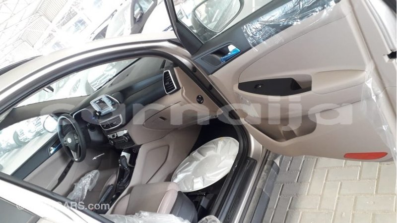 Big with watermark hyundai tucson abia state import dubai 9788
