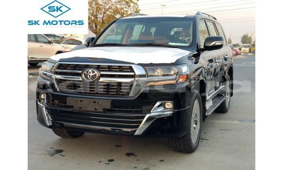 Acheter Import Voiture Toyota Land Cruiser Blanc à Import - Dubai, État d'Abia Acheter Import Voiture Toyota Land Cruiser Blanc à Import - Dubai, État d'Abia
