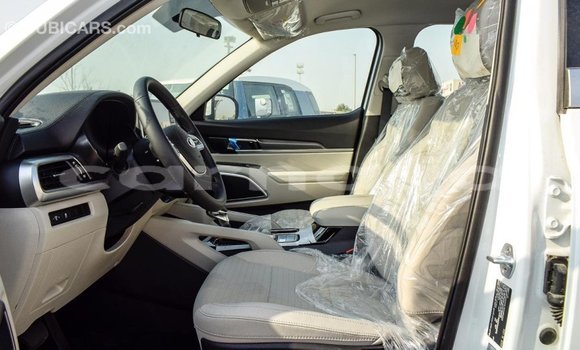 Acheter Import Voiture Kia Carens Blanc à Import - Dubai, État d'Abia Acheter Import Voiture Kia Carens Blanc à Import - Dubai, État d'Abia