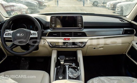 Acheter Import Voiture Kia Carens Blanc à Import - Dubai, État d'Abia Acheter Import Voiture Kia Carens Blanc à Import - Dubai, État d'Abia