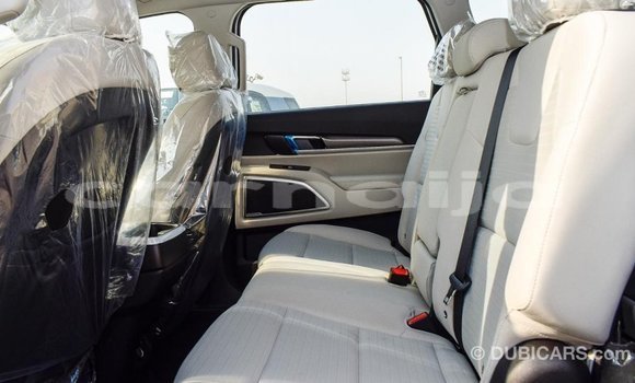 Acheter Import Voiture Kia Carens Blanc à Import - Dubai, État d'Abia Acheter Import Voiture Kia Carens Blanc à Import - Dubai, État d'Abia