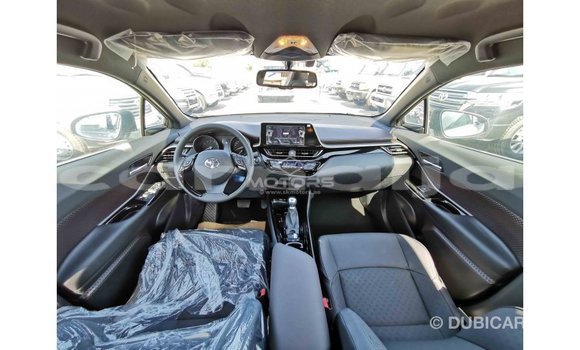 Acheter Import Voiture Toyota C-HR Bleu à Import - Dubai, État d'Abia Acheter Import Voiture Toyota C-HR Bleu à Import - Dubai, État d'Abia
