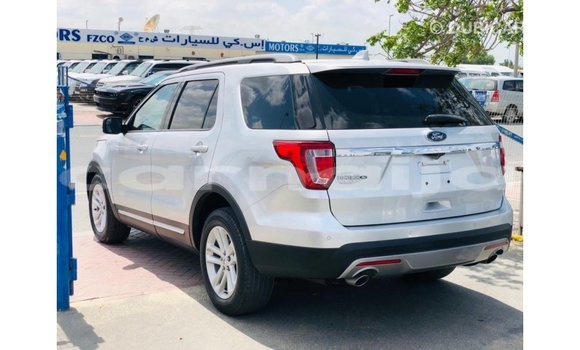 Buy Import Ford Explorer Green Car in Import - Dubai in Abia State Buy Import Ford Explorer Green Car in Import - Dubai in Abia State