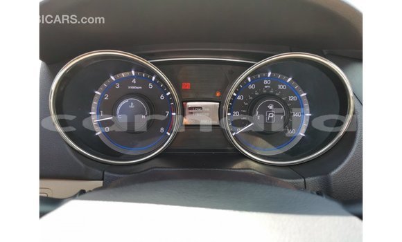 Acheter Import Voiture Hyundai Sonata Rouge à Import - Dubai, État d'Abia Acheter Import Voiture Hyundai Sonata Rouge à Import - Dubai, État d'Abia