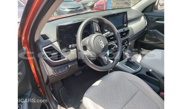 Buy Import Kia Carens Other Car in Import - Dubai in Abia State Buy Import Kia Carens Other Car in Import - Dubai in Abia State