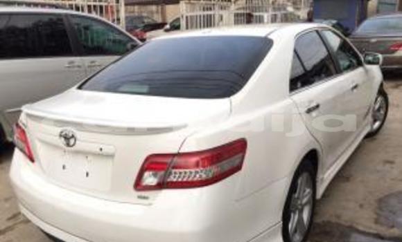 Acheter Neuf Voiture Toyota Camry Blanc à Port Harcourt, Rivers State Acheter Neuf Voiture Toyota Camry Blanc à Port Harcourt, Rivers State