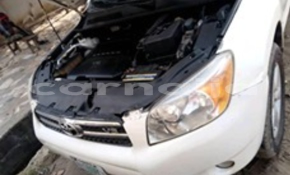 Buy Used Toyota RAV4 White Car in Lagos in Lagos State Buy Used Toyota RAV4 White Car in Lagos in Lagos State