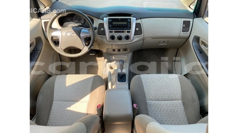 Big with watermark toyota innova abia state import dubai 9853