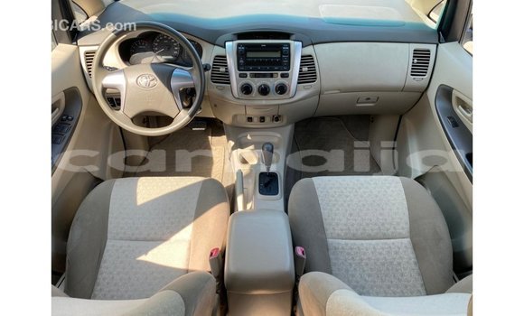 Buy Import Toyota Innova White Car in Import - Dubai in Abia State Buy Import Toyota Innova White Car in Import - Dubai in Abia State