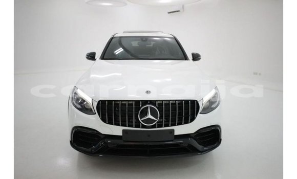 Acheter Import Voiture Mercedes-Benz GLC Blanc à Import - Dubai, État d'Abia Acheter Import Voiture Mercedes-Benz GLC Blanc à Import - Dubai, État d'Abia