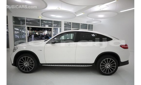 Acheter Import Voiture Mercedes-Benz GLC Blanc à Import - Dubai, État d'Abia Acheter Import Voiture Mercedes-Benz GLC Blanc à Import - Dubai, État d'Abia