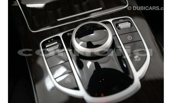 Acheter Import Voiture Mercedes-Benz GLC Blanc à Import - Dubai, État d'Abia Acheter Import Voiture Mercedes-Benz GLC Blanc à Import - Dubai, État d'Abia