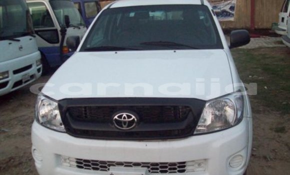Acheter Import Voiture Toyota Hilux Blanc à Abeokuta, État d'Ogun Acheter Import Voiture Toyota Hilux Blanc à Abeokuta, État d'Ogun