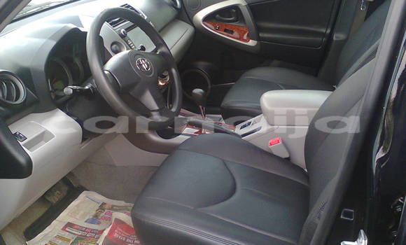 Acheter Occasion Voiture Toyota RAV4 Noir à Ughelli, État du Delta Acheter Occasion Voiture Toyota RAV4 Noir à Ughelli, État du Delta