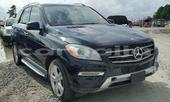 Acheter Occasion Voiture Mercedes-Benz ML–Class Noir à Abuja, État de Lagos Acheter Occasion Voiture Mercedes-Benz ML–Class Noir à Abuja, État de Lagos