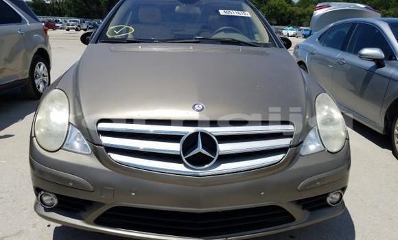 Buy Used Mercedes-Benz R–Class Brown Car in Port Harcourt in Rivers State Buy Used Mercedes-Benz R–Class Brown Car in Port Harcourt in Rivers State