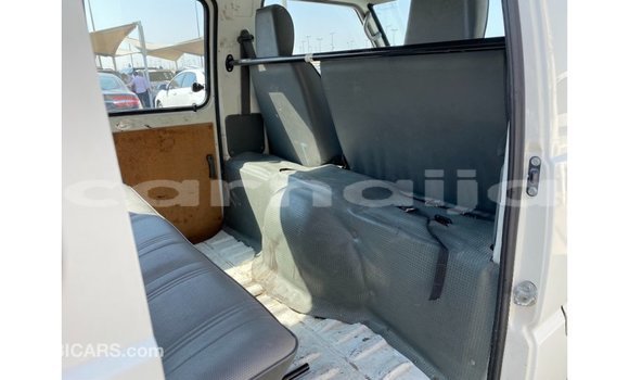 Acheter Import Utilitaire Mitsubishi Van Blanc à Import - Dubai, État d'Abia Acheter Import Utilitaire Mitsubishi Van Blanc à Import - Dubai, État d'Abia