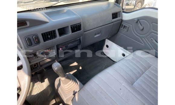 Acheter Import Utilitaire Mitsubishi Van Blanc à Import - Dubai, État d'Abia Acheter Import Utilitaire Mitsubishi Van Blanc à Import - Dubai, État d'Abia