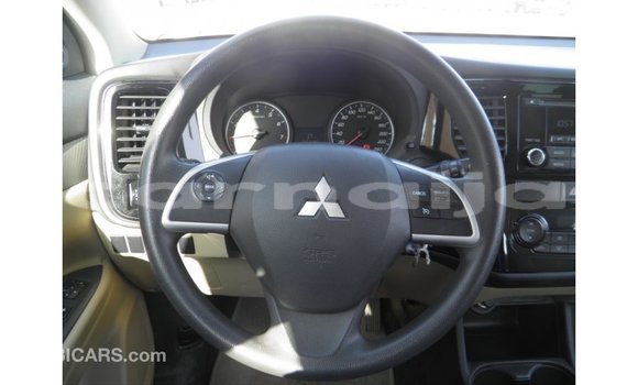 Buy Import Mitsubishi Outlander White Car in Import - Dubai in Abia State Buy Import Mitsubishi Outlander White Car in Import - Dubai in Abia State