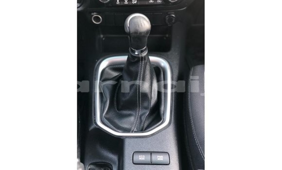 Buy Import Toyota Hilux White Car in Import - Dubai in Abia State Buy Import Toyota Hilux White Car in Import - Dubai in Abia State