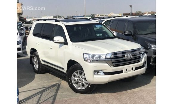 Acheter Import Voiture Toyota Land Cruiser Blanc à Import - Dubai, État d'Abia Acheter Import Voiture Toyota Land Cruiser Blanc à Import - Dubai, État d'Abia