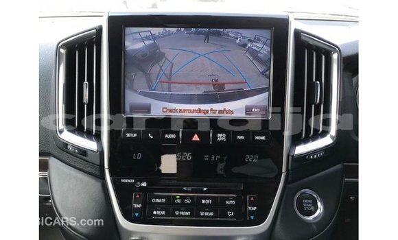 Acheter Import Voiture Toyota Land Cruiser Blanc à Import - Dubai, État d'Abia Acheter Import Voiture Toyota Land Cruiser Blanc à Import - Dubai, État d'Abia