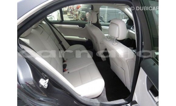 Buy Import Mercedes-Benz 190 Black Car in Import - Dubai in Abia State Buy Import Mercedes-Benz 190 Black Car in Import - Dubai in Abia State
