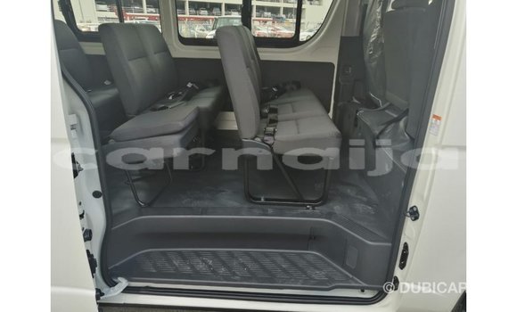 Acheter Import Utilitaire Toyota DA Blanc à Import - Dubai, État d'Abia Acheter Import Utilitaire Toyota DA Blanc à Import - Dubai, État d'Abia